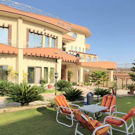 Royal Emirates Residence Abbottabad Exteriér fotografie