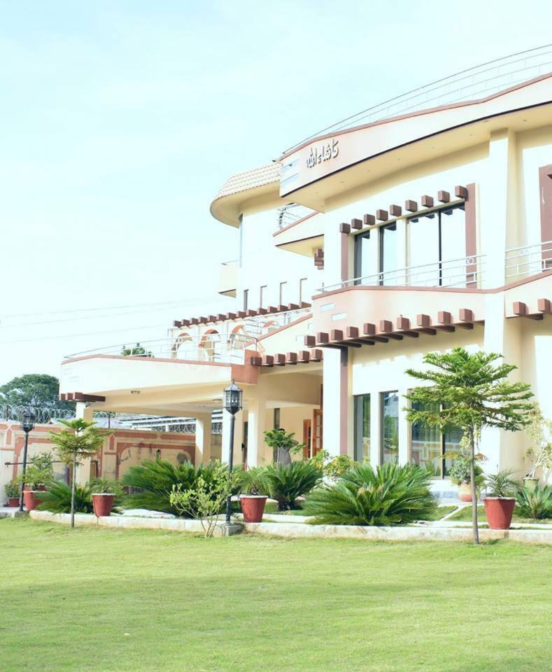 Royal Emirates Residence Abbottabad Exteriér fotografie