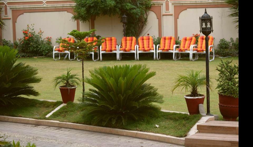 Royal Emirates Residence Abbottabad Exteriér fotografie